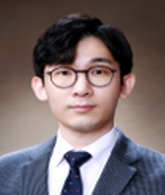 김동환 사진